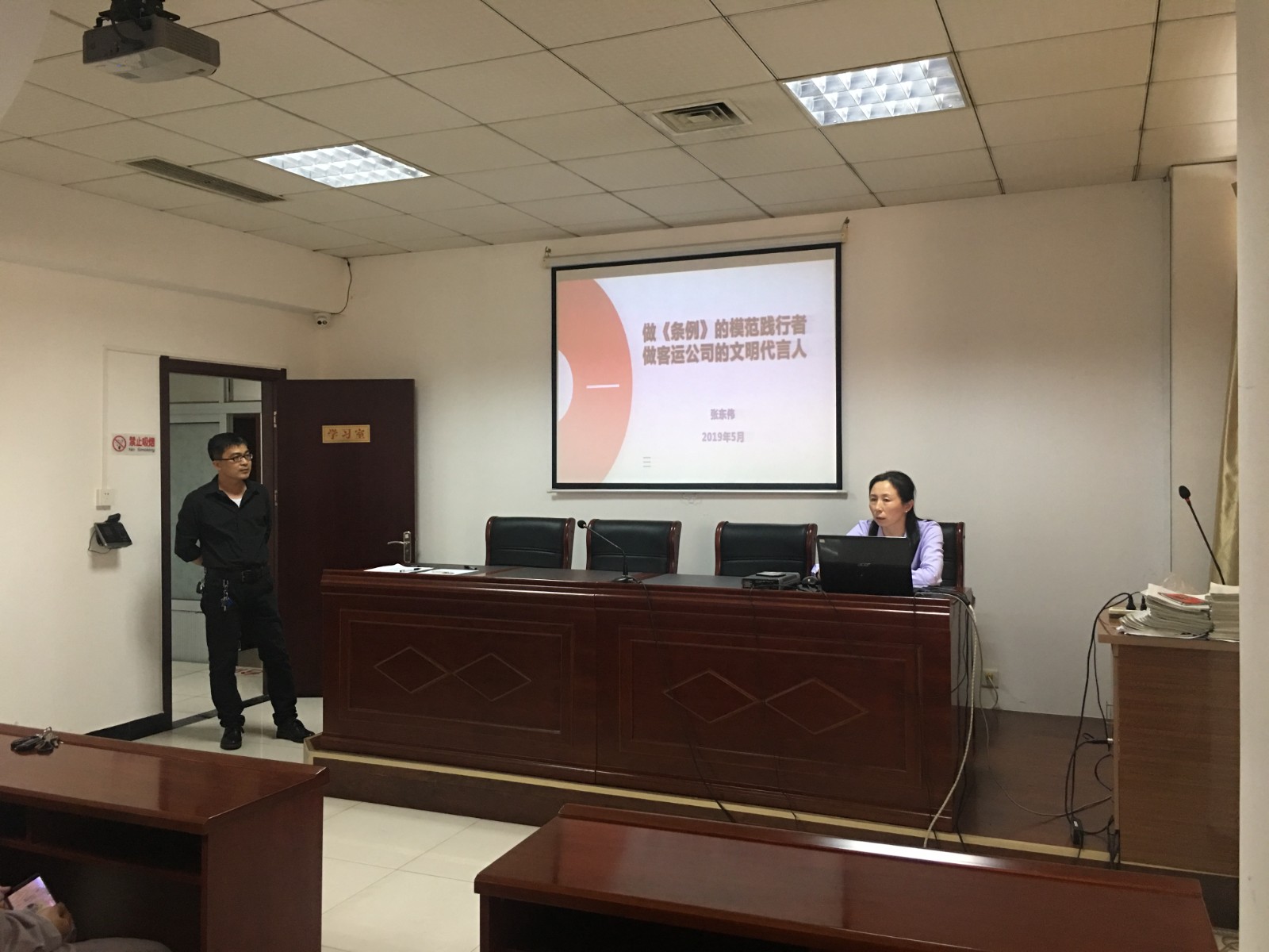 62561961.jpg 62561961.jpg