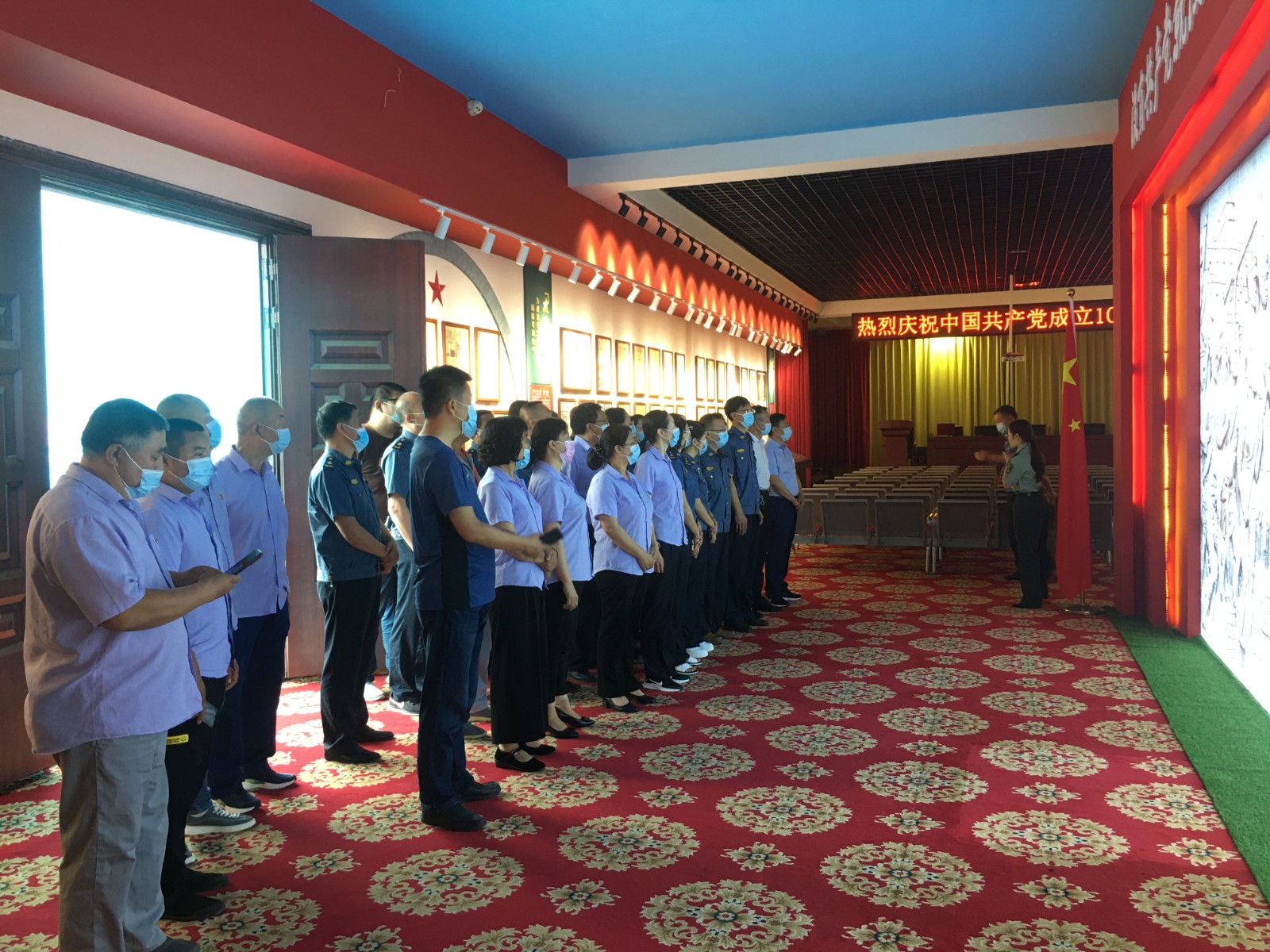 94408534.jpg 94408534.jpg